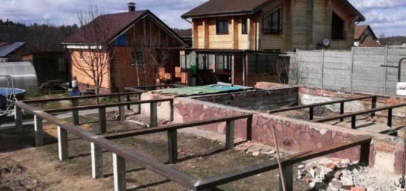 Фундамент на забивных ЖБ сваях